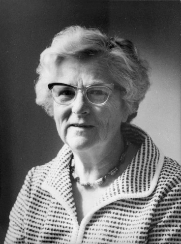 Image: Currie, Barbara W : Portrait of Elsa Beatrice Kidson, 1905-1979