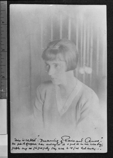 Image: Creator unknown : Photograph of Katherine Mansfield