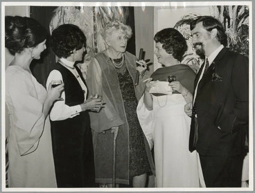 Image: Ngaio Marsh with members of the Little Theatre Group
