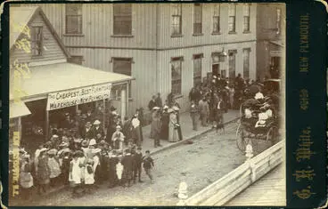 Image: Election day, New Plymouth, 1893