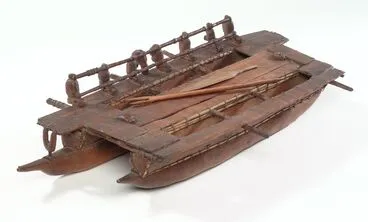 Image: Model canoe
