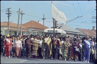 Image: Participants in Maori Land March walking down College Hill, Ponsonby, Auckland