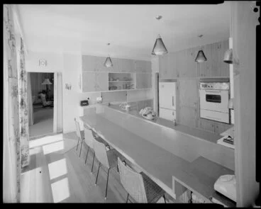 Image: Radford House interior, kitchen and breakfast bar