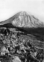 Ross, Malcolm :Mt Ngauruhoe