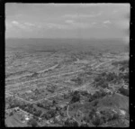 Gisborne, Poverty Bay, including housing and river