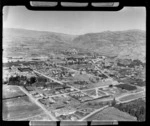 Alexandra, Otago, inlcudes farmland and Clutha River