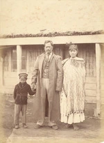 Hone Wetere Te Rerenga with his wife and son