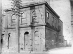 Monaghan, Mrs :Photograph of the Albion Hotel in Wellington ca 1910.