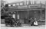 John and Naomi Hutchinson, with their children, outside their general store Manchester House, Tinakori Road, Wellington