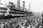 Crowd at Aotea Quay, Wellington, as K Force troops leave on the Ormonde