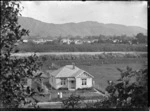 Tom Mather's house in Stilling Street, Lower Hutt, circa 1912.