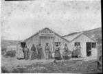 Derby Inn at Waitahuna Valley, Otago, and group