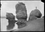 Rock formation on the coast at Raglan.