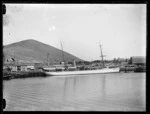 Unidentified troopship docked in Capetown