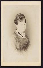 Photographer unknown :Portrait of Mrs (Duncan) Robertson