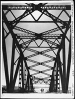 Looking down northern slope of Auckland Harbour Bridge