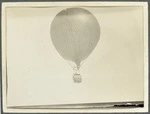 Ascent of a hydrogen balloon at Barrier Inlet during the British Antarctic Expedition 1901-04