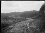 Deviation road near Raglan, 1910 - Photograph taken by Gilmour Brothers