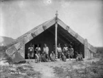 Ngāti Hauā group at Te Wai o Turongo runanga house, Waharoa
