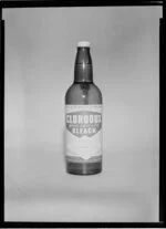 Bottle of Clorodux household bleach