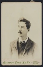 Exchange Court Studio (Dunedin) fl 1895 :Portrait of unidentified man