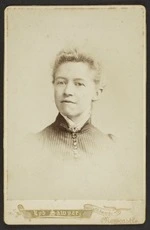 Sawyer, Lyd (Newcastle) fl 1890s-1905 :Portrait of unidentified woman
