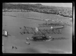 Auckland Harbour Bridge, Waitemata Harbour