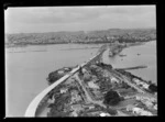 Auckland Harbour Bridge, Waitemata Harbour