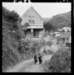 Children in Carey Street, Wellington