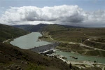 Clyde Dam and lake, Otago - Photograph taken by Phil Reid