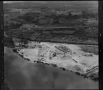 Sand quarry at Mercer on banks of Waikato River