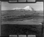 Mt Tongariro with Mt Ngauruhoe on the right