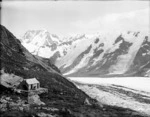 A scenic view of Mt Cook from Maltebrun