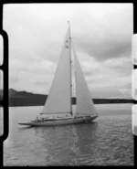 Auckland Anniversary Regatta, Auckland Harbour, showing sailing boat with crew