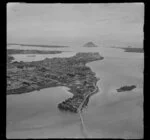 Tauranga, including Mount Maunganui in the background