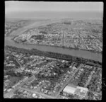 View over Marshall Avenue and Nile Street, Wanganui East, across Anzac Parade and the Wanganui River with the racecourse and river mouth beyond