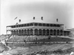 Winkelmann, Henry 1860-1931 :Exterior view of the Ranfurly Veterans' Home in Mount Roskill, Auckland