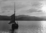 Muir and Moodie fl 1898-1916 : Sailing boat on Akaroa Harbour