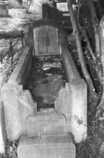 The Nesbitt family grave, plot 0609, Bolton Street Cemetery