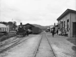 Trains at Kaihu railway station