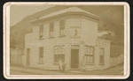 Sorrell, Charles, 1855-1932 :Photograph of G H Poynter (sen) residence & shop, Tinakore (sic) Road & St Mary Street, Wellington