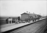 Group of soldiers on platform, Waiouru Railway Station