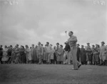 Golfer and crowd