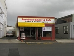 Rosebowl Bakery & Cafe Macarthur Street Feilding October 2009.jpg