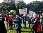 Kapiti Expressway Protest Parliament Wellington July 2011 (18).JPG