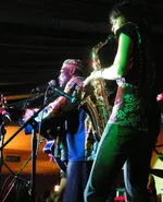 Sam_Manzanza_gig_187_20100204.jpg