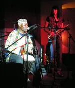 Sam_Manzanza_gig_177_20100204.jpg