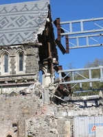 Christchurch_Cathedral_detail_front.jpg