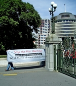 Iraqi War Protest Wellington April 25.JPG