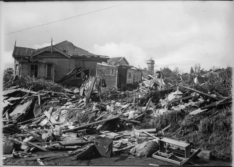 tornado frankton 1948 damage digitalnz hamilton
